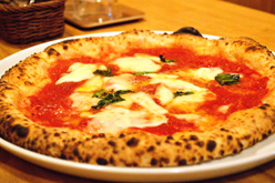 Felicetta(フェリチェッタ)のピザ・マルゲリータ（岩見沢の食べるたから）